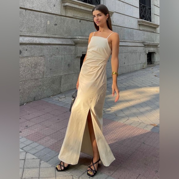 Zara Dresses & Skirts - Zara draped midi dress med Nwt